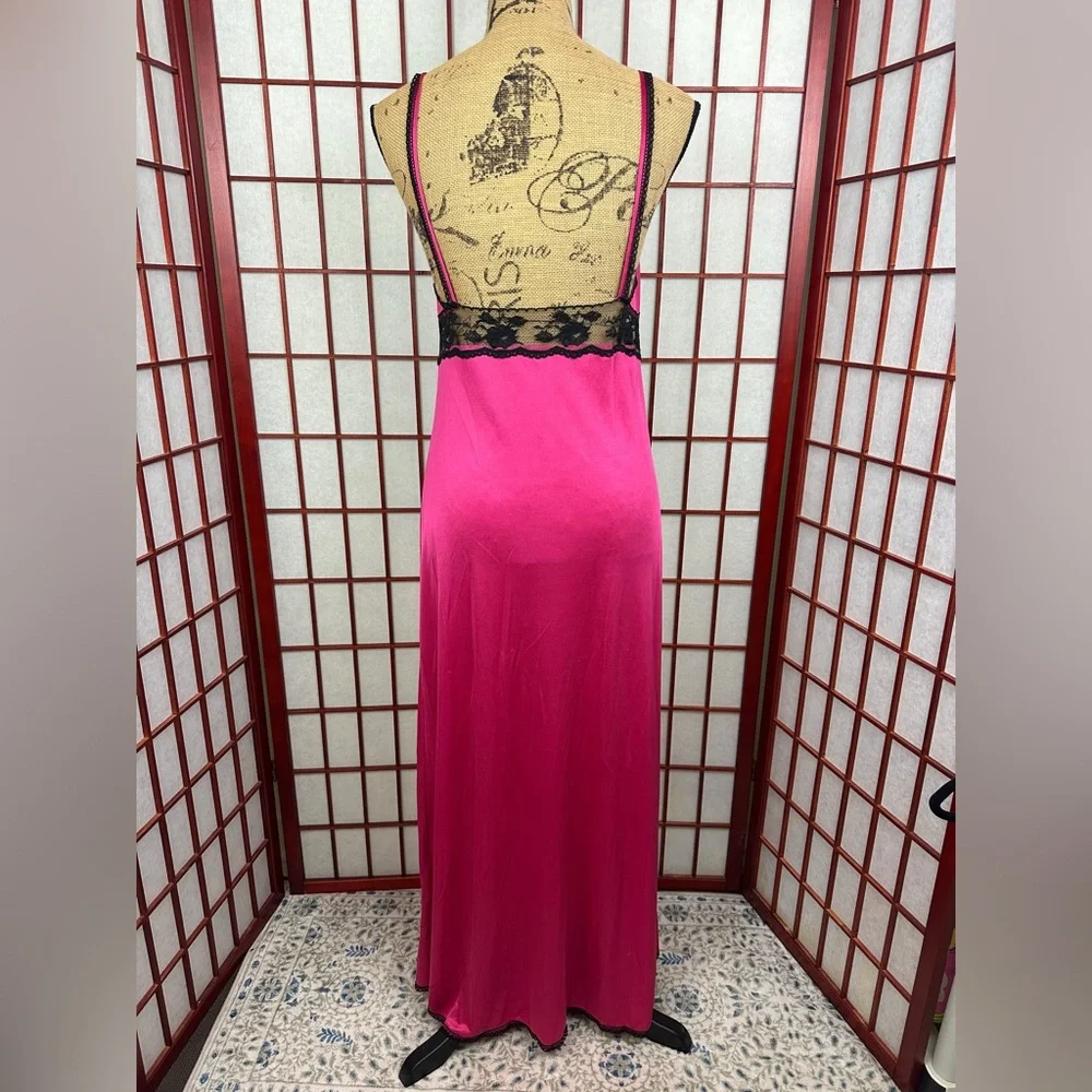 Forever 21 Pink and Black Lace Romantic Maxi Slip Dress